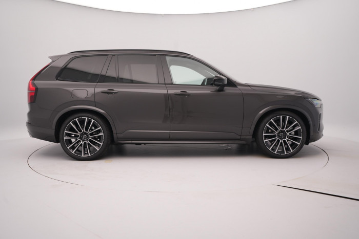 Volvo XC90 T8 AWD RECHARGE DARK ULTRA 7m