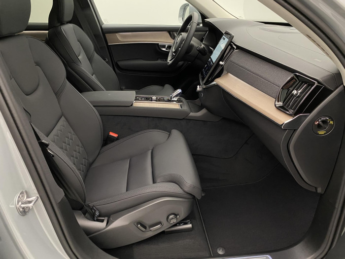 Volvo XC90 T8 AWD RECHARGE BRIGHT PLUS 7m