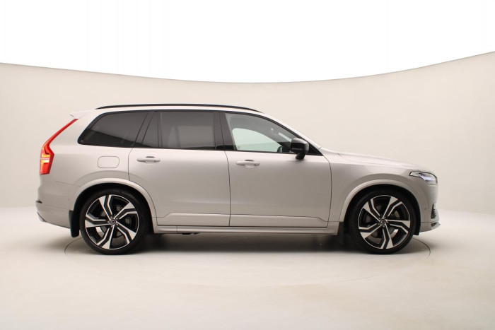 Volvo XC90 T8 AWD RECHARGE REZERVACE