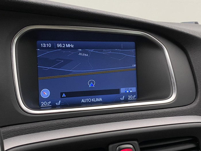 Volvo V40 D3 NAVIGACE AUT REZERVACE 2.0 d