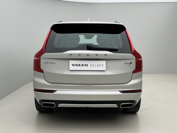 Volvo XC90 B5 AWD R-DESIGN 7MÍSTNÁ AUT CZ