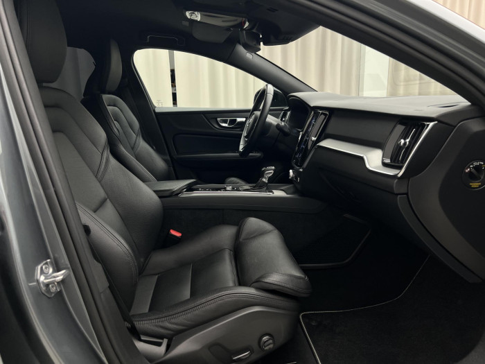 Volvo S60 T5 R-DESIGN POLESTAR AUT CZ