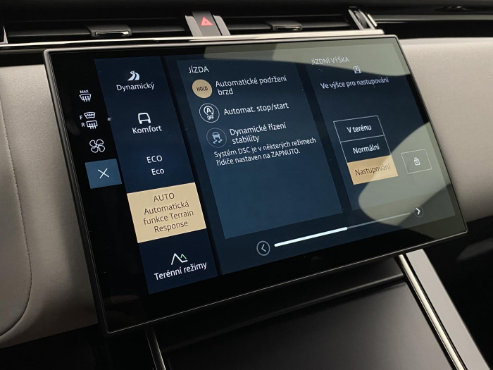 Land Rover Range Rover Velar D300 DYNAMIC SE AUT AWD 3.0 d Dynamic SE