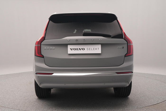 Volvo XC90 B5 AWD CORE AUT CZ 1.maj