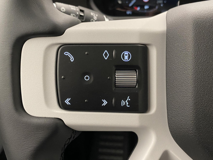 Land Rover Defender D350 X-DYNAMIC HSE AWD AUT 3.0 d Dynamic