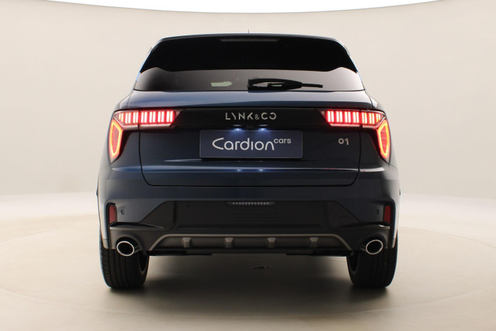 Lynk & Co 01 PHEV DCT AUT 1.maj