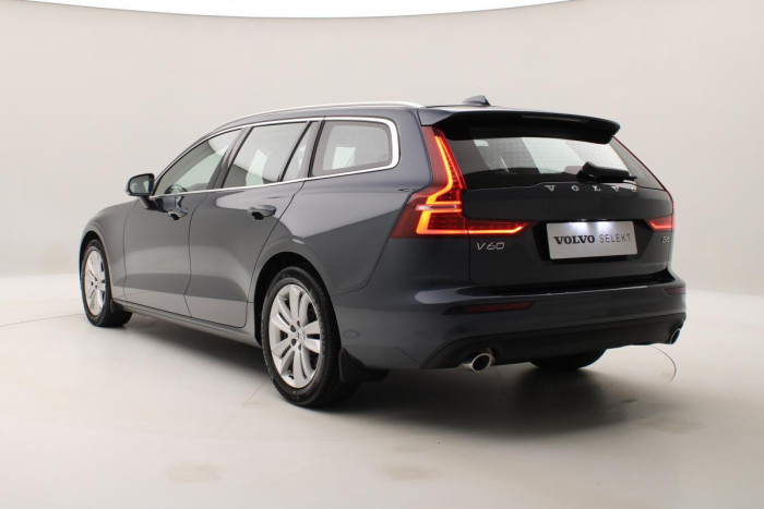 Volvo V60 B4 MOMENTUM REZERVACE 2.0 Momentum