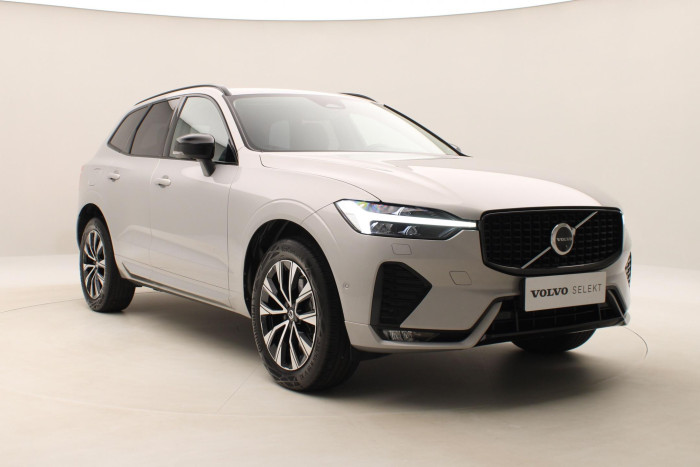 Volvo XC60 B4 PLUS DARK AUT 1.maj
