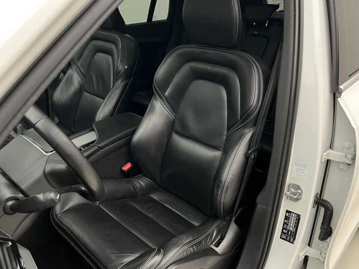 Volvo XC90 D5 AWD INSCRIPTION AUT 2.0 d