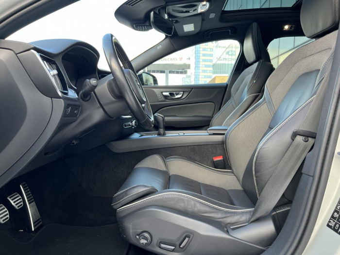 Volvo V60 D3 R-DESIGN 1.maj. 2.0 d