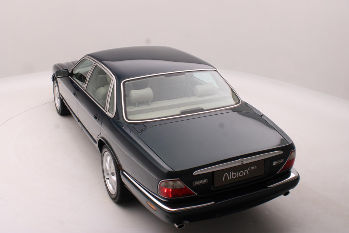 Jaguar XJ V8 4.0 SOVEREIGN AUT 4.0 V8