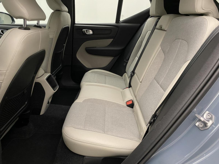 Volvo XC40 T3 MOMENTUM REZERVACE 1.5 Momentum