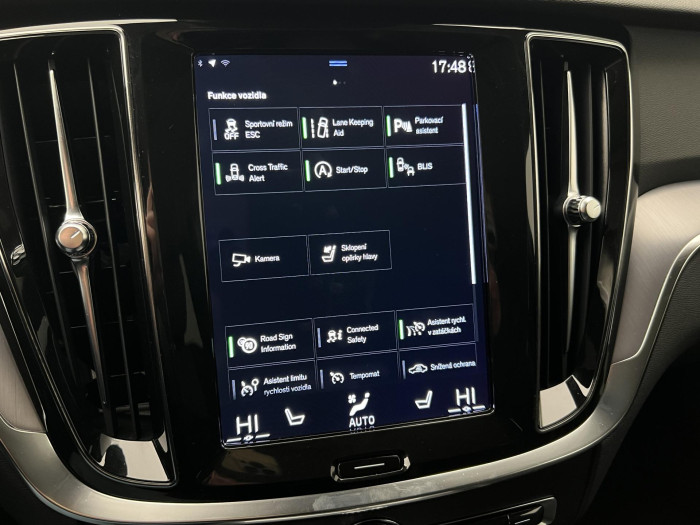 Volvo V60 B4 MOMENTUM AUT 2.0 Momentum