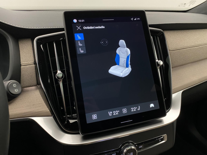 Volvo XC90 T8 AWD RECHARGE DARK ULTRA 7