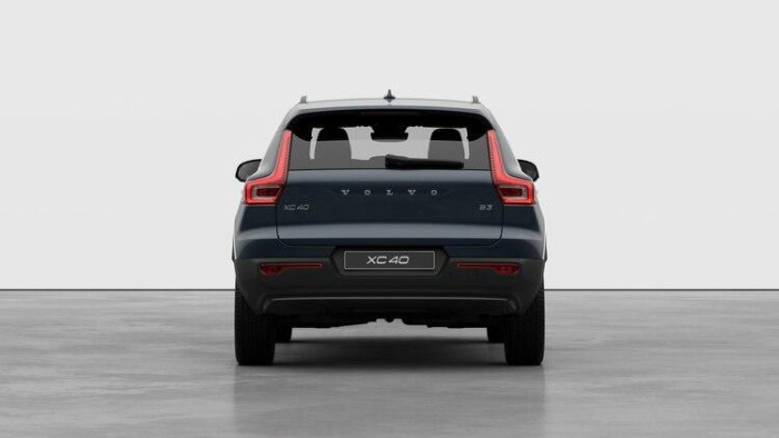 Volvo XC40 B3 DARK PLUS AUT
