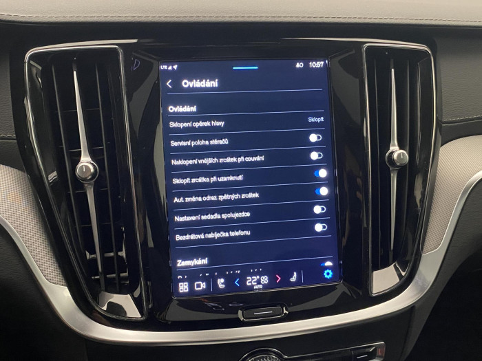 Volvo S60 B5 AWD ULTIMATE DARK AUT CZ