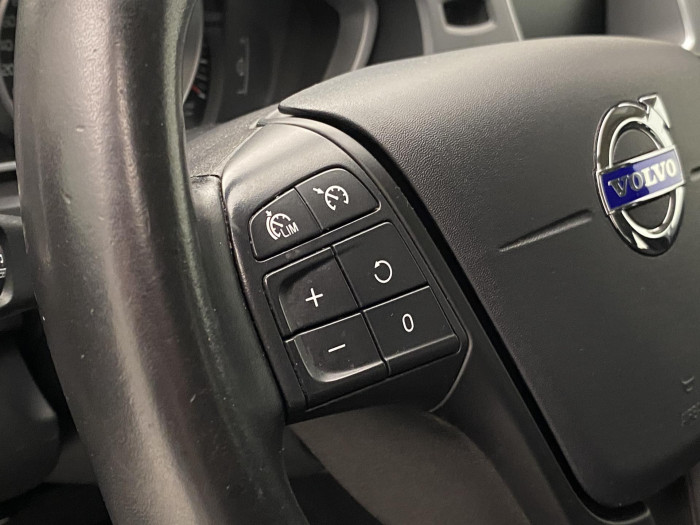 Volvo V40 D2 ES 2.0D 88kW TAŽNÉ 2.0 d d