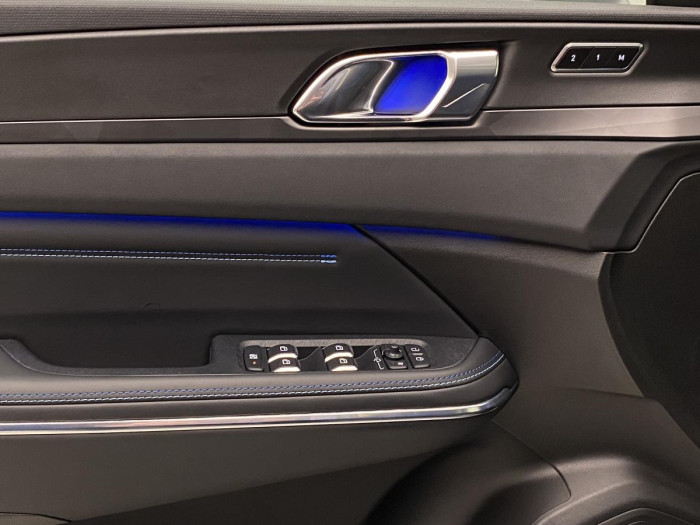 Lynk & Co 01 PHEV DCT AUT REZERVACE