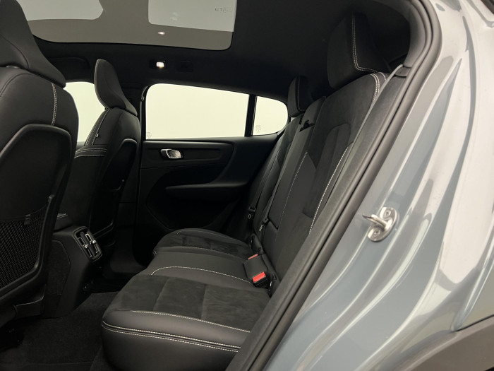 Volvo C40 RECHARGE PLUS TWIN MOTOR AUT