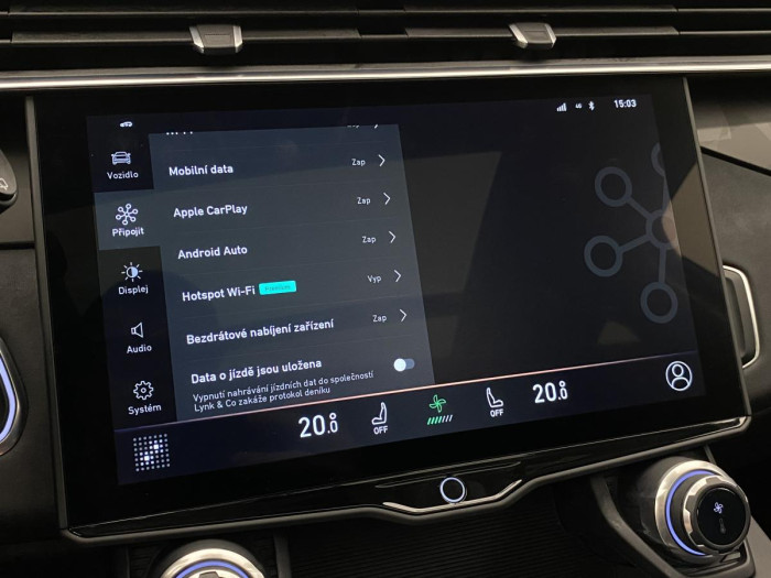 Lynk & Co 01 PHEV DCT AUT REZERVACE