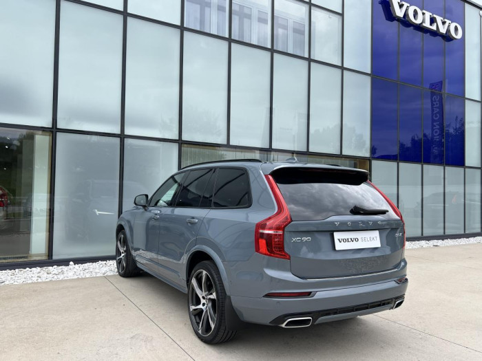 Volvo XC90 B5 AWD R-DESIGN 7 MÍSTNÁ Aut