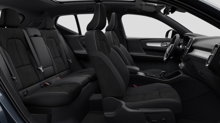 Volvo XC40 B3 AUT DARK PLUS