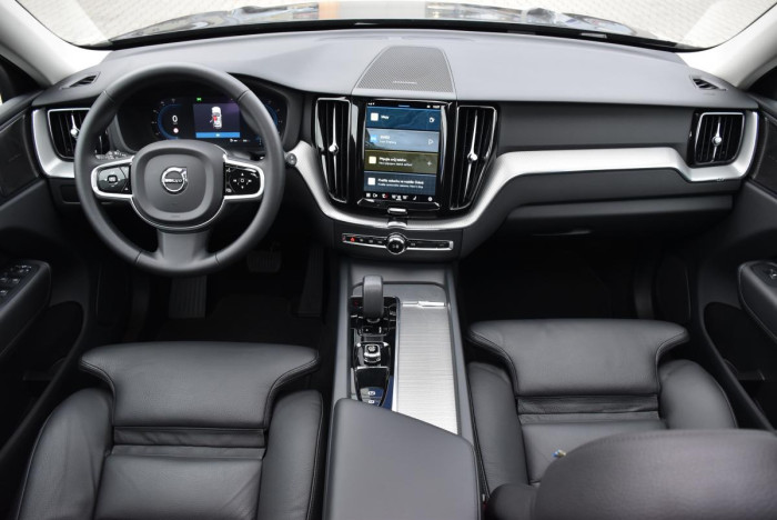 Volvo XC60 B4 AWD DARK PLUS REZERVACE 2.0 Plus