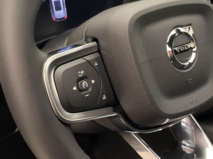 Volvo XC40 B4 AUT PLUS BLACK EDITION