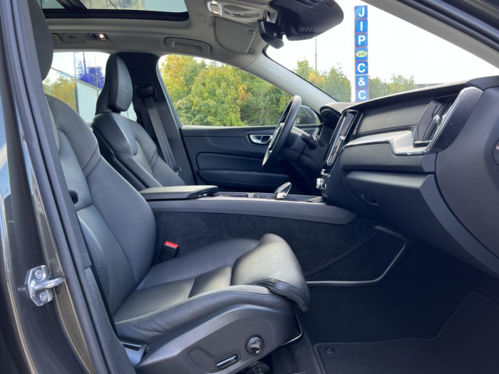 Volvo XC60 B4 AWD INSCRIPTION Aut 1.maj.