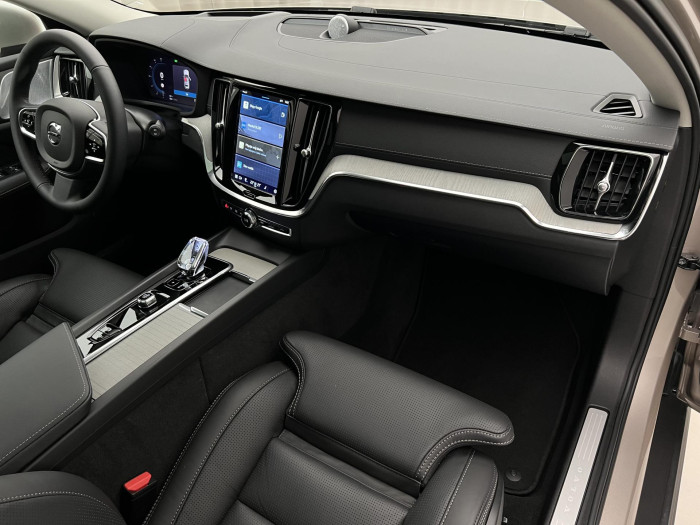 Volvo V60 CC B5 AWD ULTIMATE BRIGHT AUT 2.0 CC CC