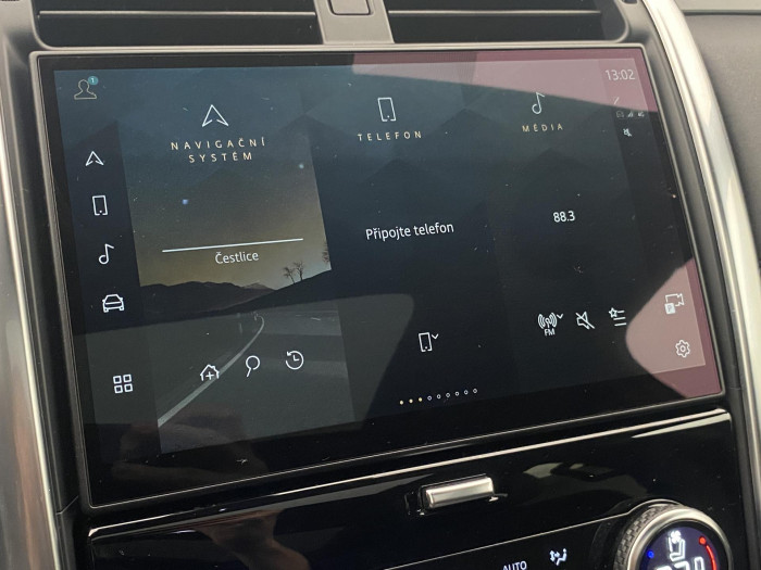 Land Rover Discovery D300 HSE AWD AUT 7míst 3.0 d