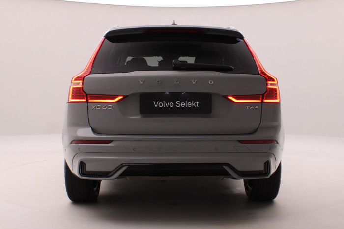 Volvo XC60 T6 AWD PLUG-IN DARK PLUS CZ
