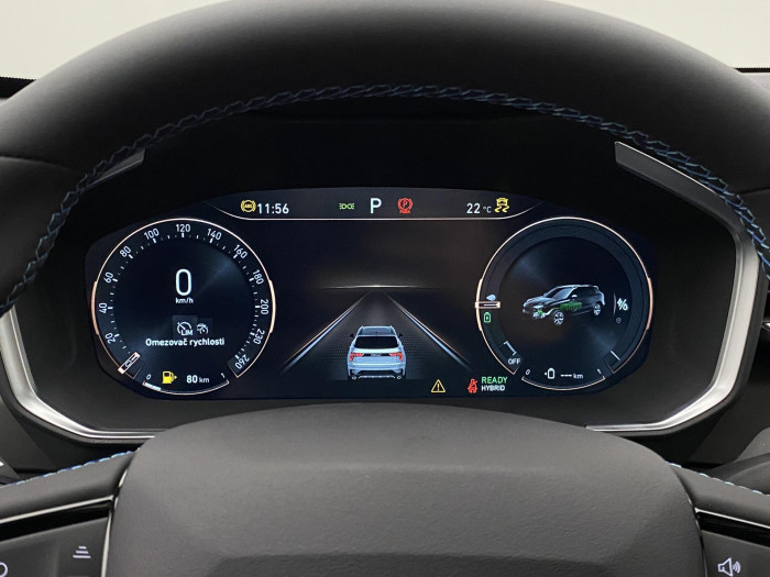 Lynk & Co 01 PHEV DCT AUT 1.maj REZERVACE