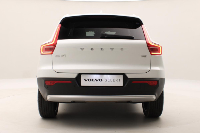 Volvo XC40 B3 BENZIN CORE AUT 1.maj