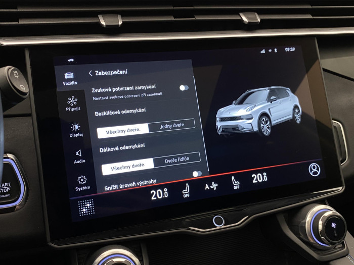 Lynk & Co 01 MORE PHEV