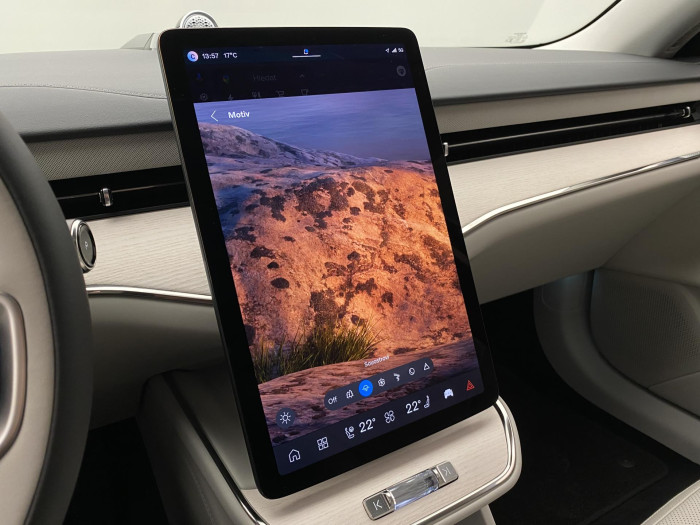 Volvo ES90 PURE ELECTRIC ULTRA