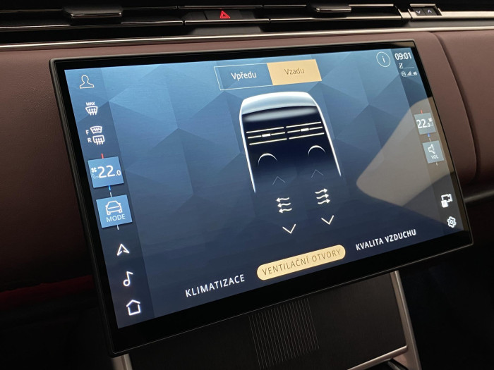 Land Rover Range Rover P550e AUTOBIOGRAPHY