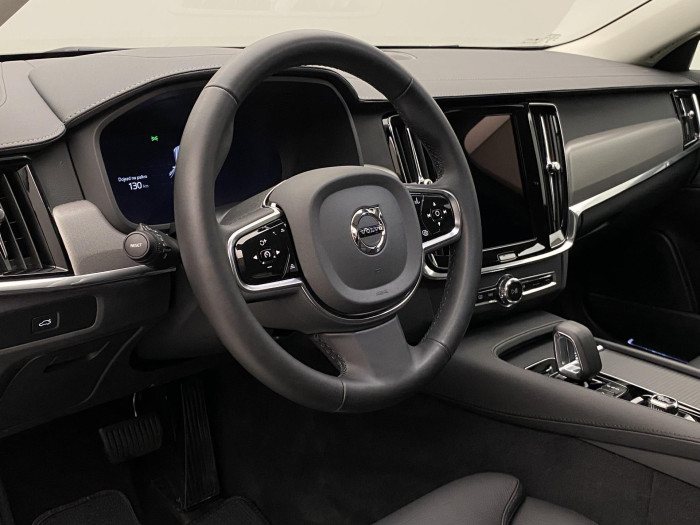 Volvo V90 CC B4 AWD PLUS AUT  REZERVACE