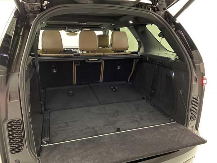 Land Rover Discovery D300 DYNAMIC HSE REZERVACE 3.0 d Dynamic