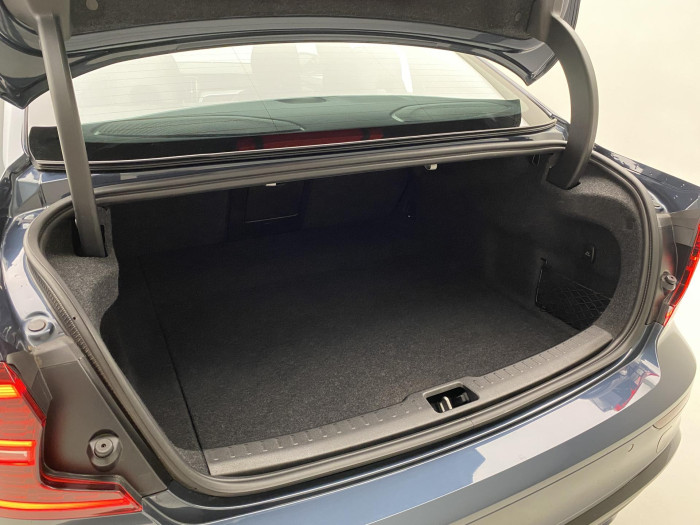 Volvo S60 B5 AWD ULTIMATE DARK AUT