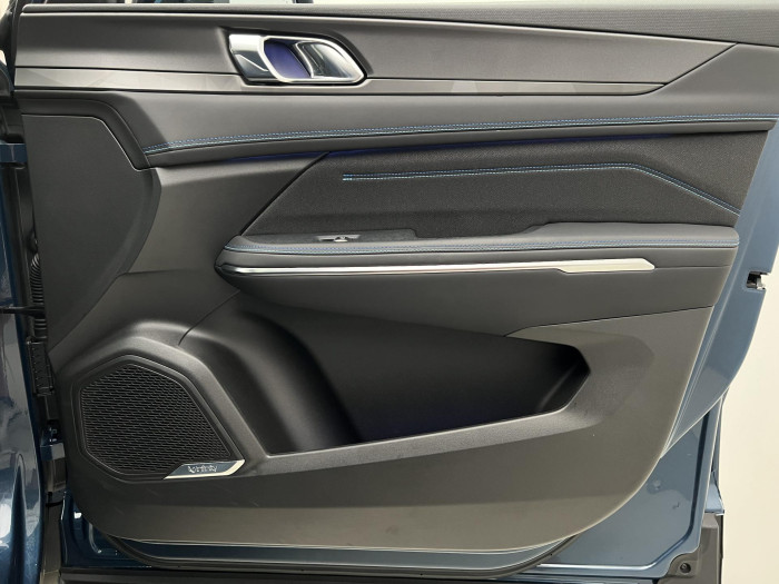 Lynk & Co 01 PHEV DCT 1.maj.