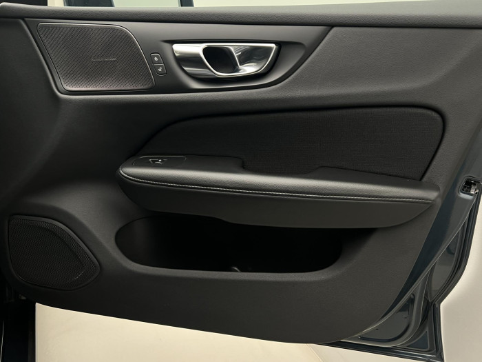 Volvo V60 B4 MOMENTUM AUT 2.0 Momentum