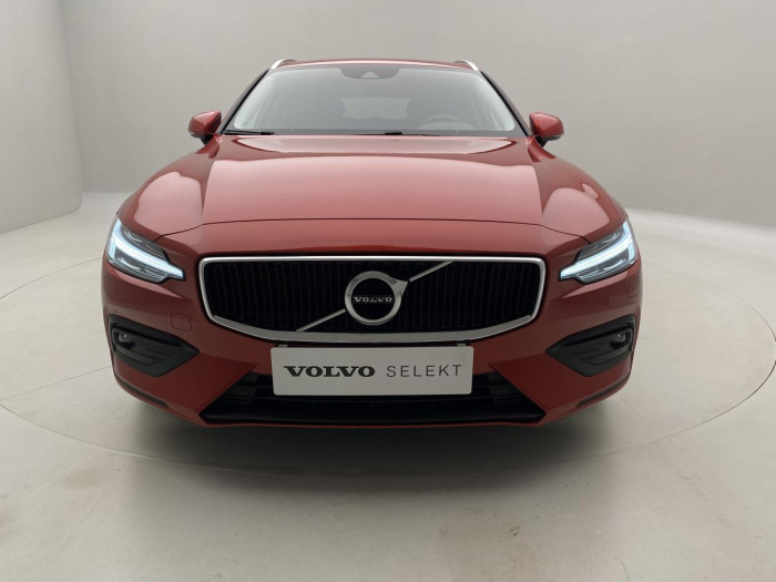 Volvo V60 B4 MOMENTUM AUT REZERVACE 2.0 Momentum