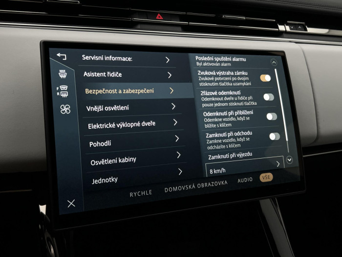 Land Rover Range Rover Sport D300 DYNAMIC SE AWD Aut 3.0 d Dynamic SE