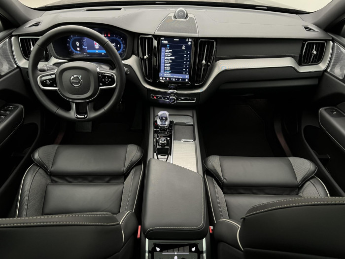 Volvo XC60 B5 AWD ULTRA BLACK EDITION AUT 2.0 Edition