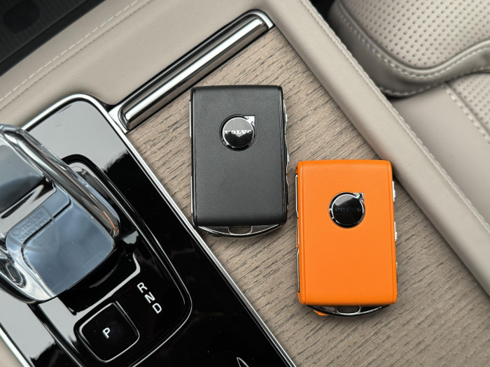 Volvo XC90 B5 AWD AUT DARK ULTRA 7 míst