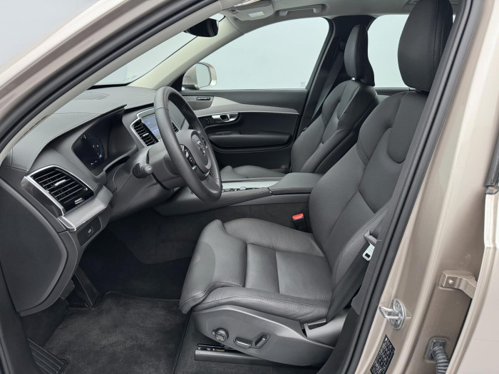 Volvo XC90 B5 AWD AUT BRIGHT PLUS 7-míst