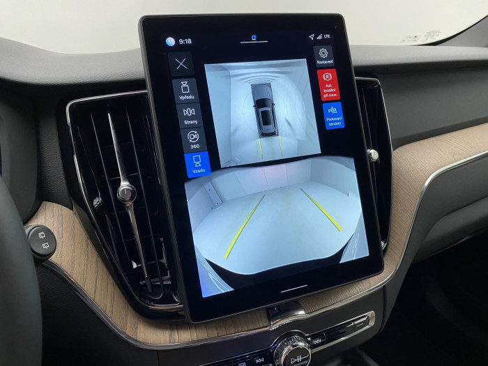 Volvo XC60 B5 AWD AUT DARK PLUS