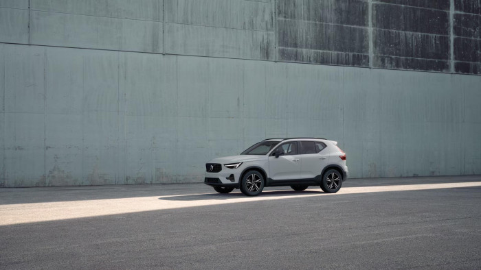 Volvo XC40 B3 AUT DARK PLUS