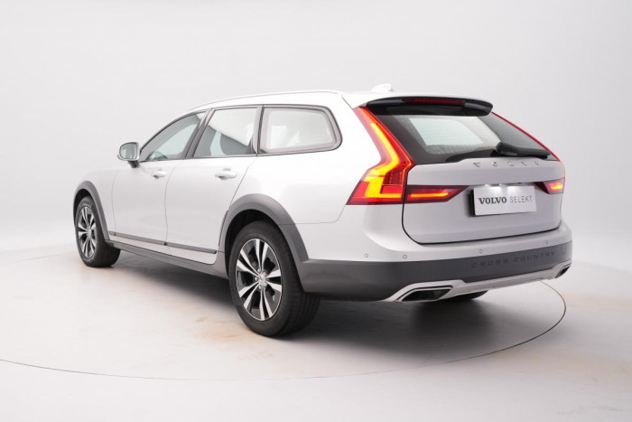 Volvo V90 CC D4 AWD MOMENTUM 1.maj. 2.0 d CC CC Momentum